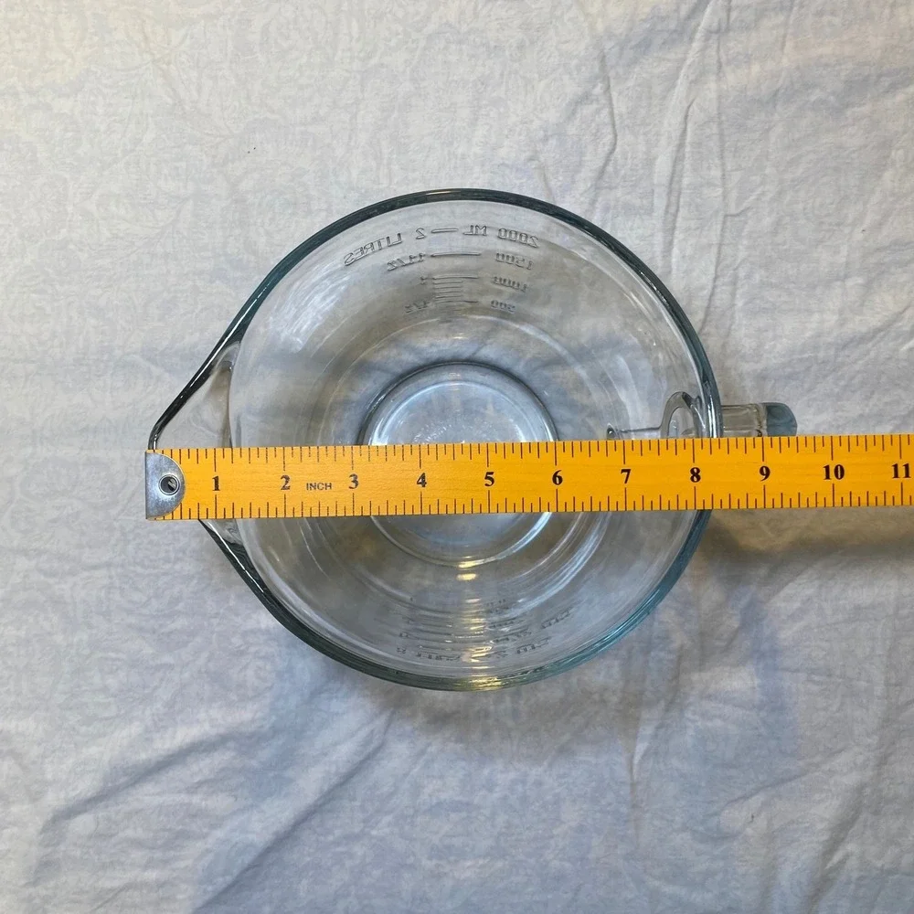 Vintage Anchor Hocking 2 Qt 8 Cup Glass Batter Bowl Measuring Mixing Bowl USA